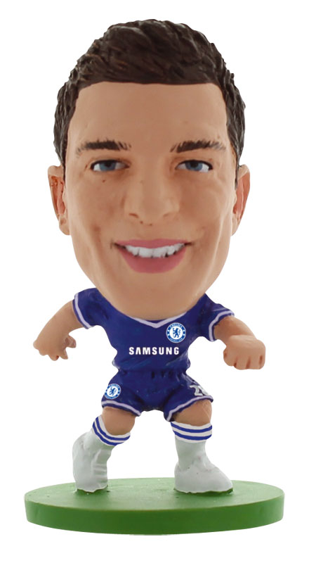 Фигурка футболиста FC Chelsea Сесар Аспиликуэта77044 Фигурка футболиста FC Chelsea Сесар Аспиликуэта77044Фигурка в виде Сесара Аспиликуэты, игрока английского футбольного клуба Chelsea, выполнена из безопасного пластика. Роспись ручной работы точно отражает детали формы клуба данного сезона, номер и фамилию футболиста. В комплект также входит карточка с информацией об игроке. Фигурка футболиста Сесар Аспиликуэта придется по душе поклоннику футбольного клуба Челси и станет идеальным подарком для коллекционеров - поклонников футбола.