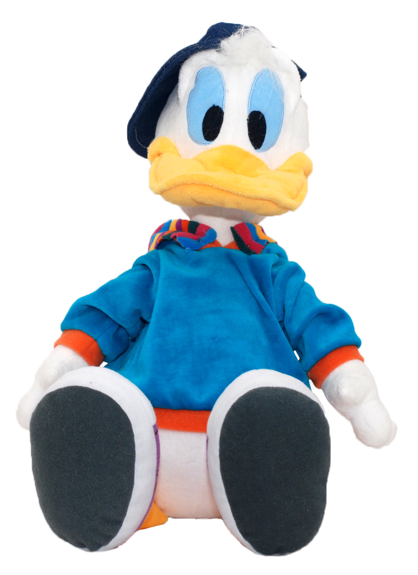 Мягкая озвученная игрушка Disney Дональд Дак, 51 смDDD1\M Мягкая озвученная игрушка Disney Дональд Дак, 51 смDDD1\MОчаровательная мягкая игрушка Disney Дональд Дак, выполненная в виде всем известного забавного утенка Дональда Дака - лучшего друга Микки Мауса, в голубой толстовке с капюшоном, джинсовой кепке и ярких фиолетовых кедах, вызовет умиление и улыбку у каждого, кто ее увидит. Утенок говорит фразы Что за шуточки?, Это еще что такое?, а также смеется, крякает и дразнится. Эта невероятная игрушка станет замечательным подарком, как ребенку, так и взрослому. Необычайно мягкая, она принесет радость и подарит своему обладателю мгновения нежных объятий и приятных воспоминаний.