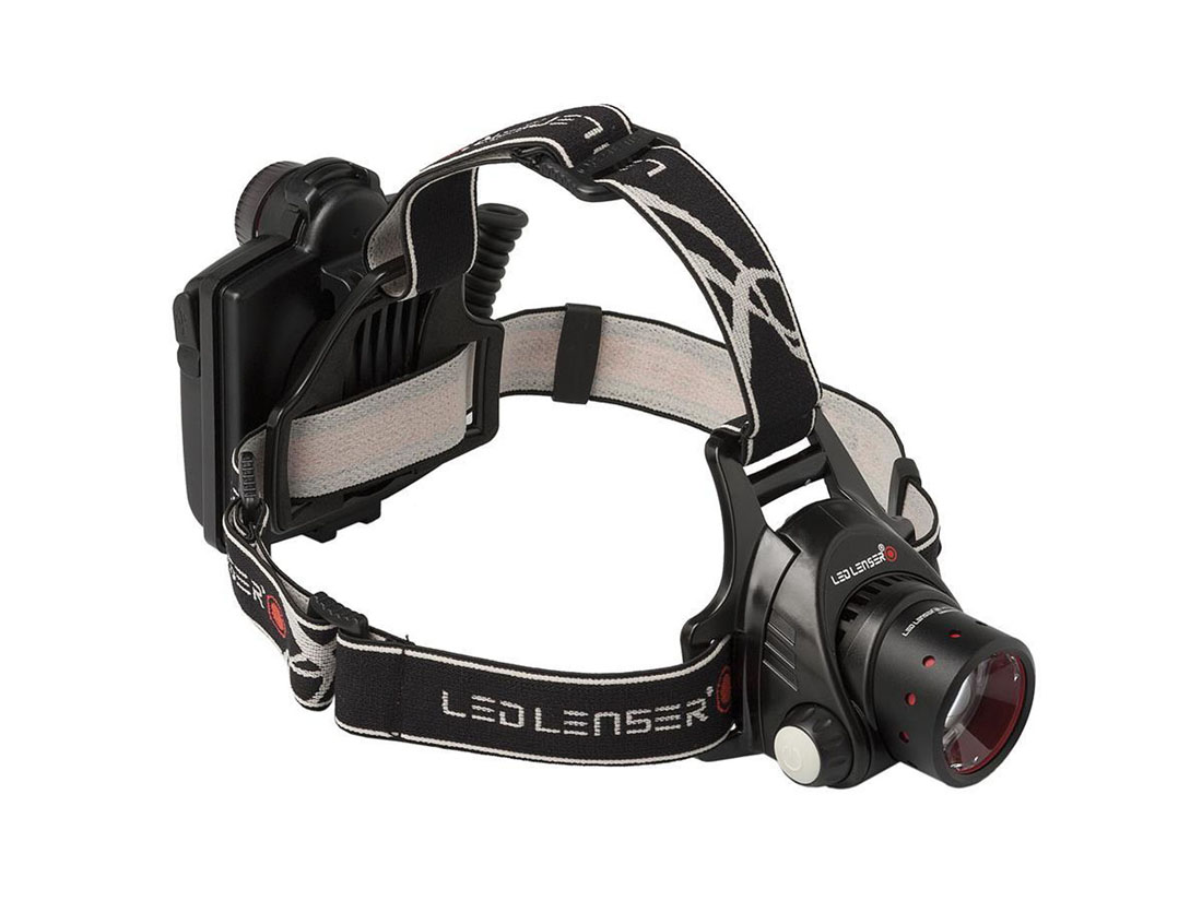 Налобный фонарь Led Lenser H14R.222581 Налобный фонарь Led Lenser H14R.222581Налобный фонарь с аккумуляторами. Трансформер. Варианты использования: налобный, настольный, поясной и велосипедный. Световой поток- 850 лм. Дальность свечения- 340м. Инновационная система - Smart Light Technology - возможность подбора каждым пользователем удобных для себя режимов изменения свечения. Время свечения в экономичном режиме - 40 часов. Фиксируемые положения наклона осветительной головки. Вес - 340 г. Питание - Литий-ионный аккумулятор. Количество светодиодов - 1. Система AFS с плавной фокусировкой. Зарядное устройство (в комплекте), индикатор заряда позволяет заряжать фонарь от сети 220В. Картонная упаковка. Возврат товара возможен только через сервисный центр. Сервисный центр: м. ВДНХ, Ботанический сад 129223, г. Москва, Проспект Мира, 119, ВВЦ, строение 323 +7 495 974 3494 service@omegatool.ru Время работы сервисного центра: Пн-чт: 10.00-18.00 Пт: 10.00- 17.00 Сб, Вс: выходные...