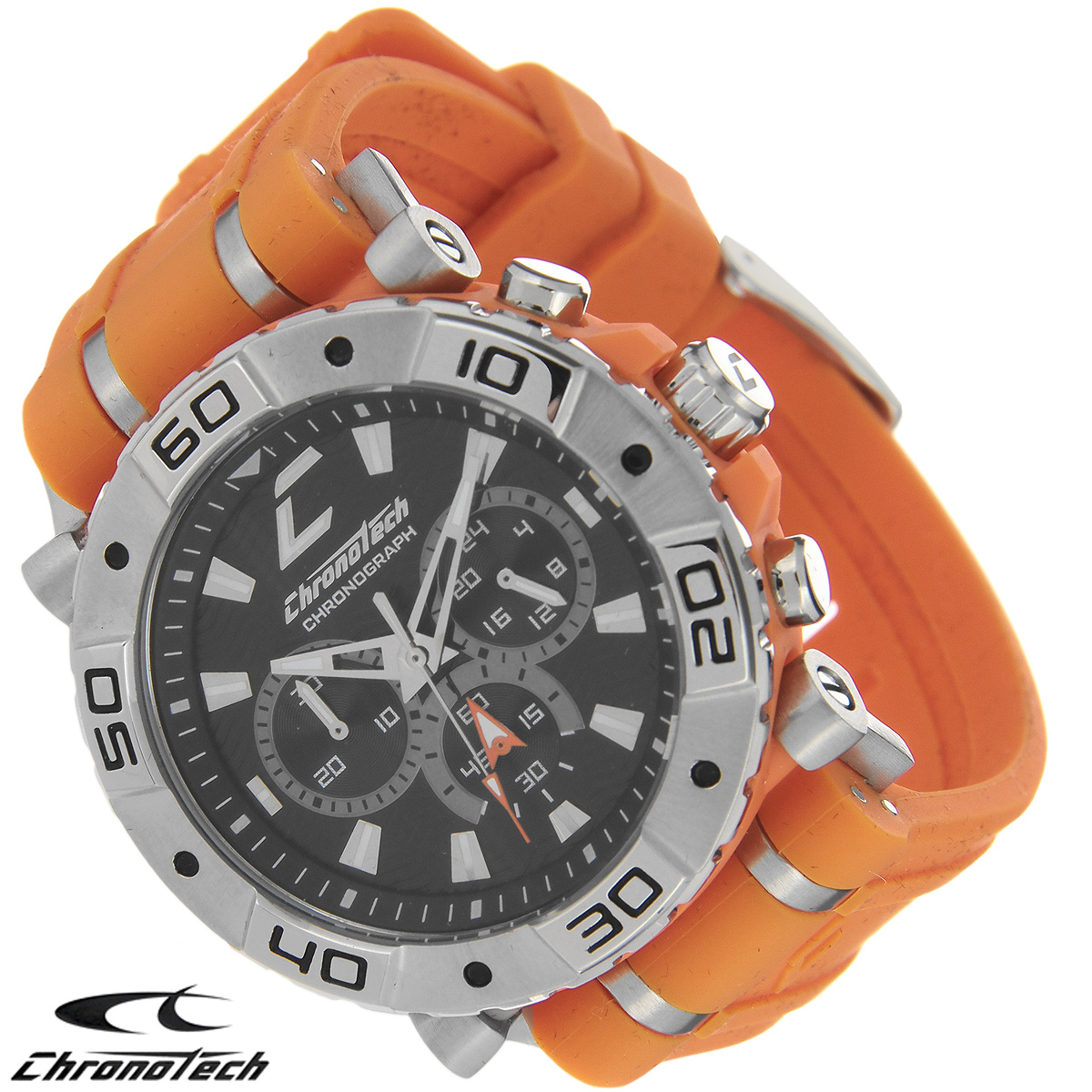 Часы мужские наручные Chronotech, цвет: оранжевый. RW0037RW0037 Часы мужские наручные Chronotech, цвет: оранжевый. RW0037RW0037Часы Chronotech - это часы для современных и стильных людей, которые стремятся выделиться из толпы и подчеркнуть свою индивидуальность. Корпус часов выполнен из нержавеющей стали. Циферблат оформлен отметками и защищен минеральным стеклом. Часы имеют три стрелки - часовую, минутную и секундную. Стрелки и отметки светятся в темноте. Ремешок часов выполнен из каучука и застегивается на классическую застежку. Часы выполнены в спортивном стиле. Часы упакованы в фирменную коробку с логотипом компании Chronotech. Такой аксессуар добавит вашему образу стиля и подчеркнет безупречный вкус своего владельца. Характеристики: Диаметр циферблата: 3,3 см. Размер корпуса: 4,5 см х 4 см х 1 см. Длина ремешка (с корпусом): 24,5 см. Ширина ремешка: 2,4 см.