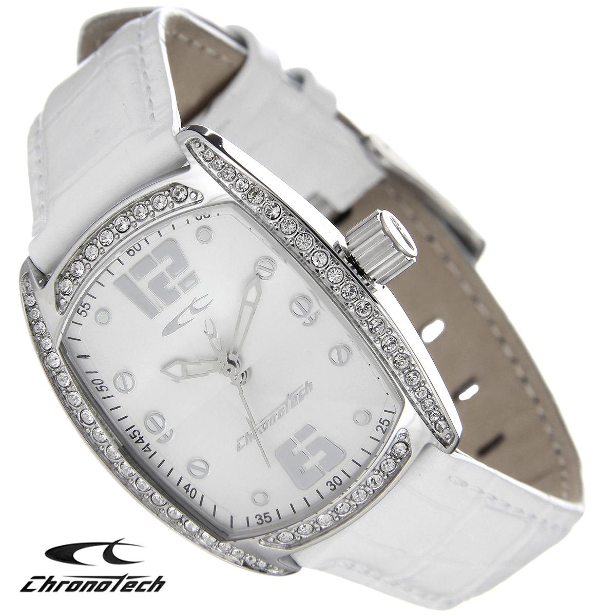 Часы женские наручные Chronotech, цвет: серебристый, белый. RW0002RW0002 Часы женские наручные Chronotech, цвет: серебристый, белый. RW0002RW0002Часы Chronotech - это часы для современных и стильных людей, которые стремятся выделиться из толпы и подчеркнуть свою индивидуальность. Корпус часов выполнен из нержавеющей стали и по контуру циферблата оформлен стразами. Циферблат оформлен отметками и защищен минеральным стеклом. Часы имеют три стрелки - часовую, минутную и секундную. Стрелки светятся в темноте. Ремешок часов выполнен из натуральной кожи и застегивается на классическую застежку. Часы упакованы в фирменную коробку с логотипом компании Chronotech. Такой аксессуар добавит вашему образу стиля и подчеркнет безупречный вкус своего владельца. Характеристики: Размер циферблата: 2,5 см х 3 см. Размер корпуса: 3 см х 3,8 см х 0,9 см. Длина ремешка (с корпусом): 23 см. Ширина ремешка: 1,6 см.