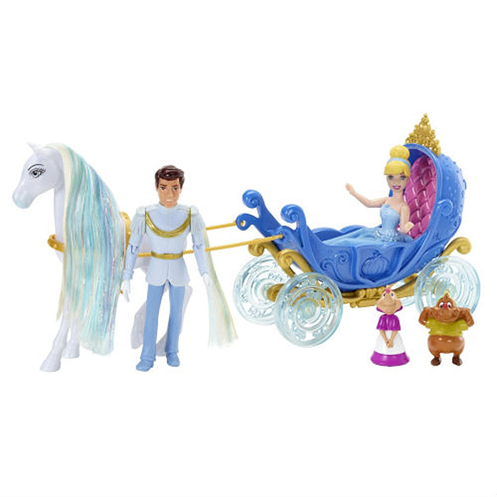 Подарочный набор Disney Princess Маленькое королевство: Золушка + набор браслетов в ПОДАРОКX9427zolushka/astX9426 Подарочный набор Disney Princess Маленькое королевство: Золушка + набор браслетов в ПОДАРОКX9427zolushka/astX9426Окунитесь в мир приключений, романтики и веселья! Вместе с восхитительной Золушкой постройте свое маленькое королевство. Прокатитесь на изящной голубой карете, запряженной тонконогой красавицей-лошадкой с разноцветной гривой, и осмотрите свои владения. А рядом всегда будет прекрасный принц. Набор Disney Princess Маленькое королевство: Золушка включает: мини-куклы в виде Золушки и принца в прекрасных нарядах, карету, лошадь и 2 фигурки в виде мышек - друзей героини. Вы можете хранить кукол и другие элементы набора в красивой подарочной упаковке, стилизованной под королевский замок с балкончиком. В комплект входят три упаковки с детскими фигурными силиконовыми браслетами (по 12 браслетов в каждой). Браслеты выполнены в тематике мультфильмов.