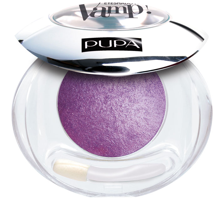 PUPA Запеченные тени VAMP! тон 105 фиолетовый сатиновый,1 гр.040013105 PUPA Запеченные тени VAMP! тон 105 фиолетовый сатиновый,1 гр.040013105Wet&Dry бестселлер Пупа - запеченные тени для век - в новой необыкновенной формуле с эффектом атласа. Формула содержит мельчайшие жемчужины, гарантирующие однородность и гладкость. Чрезвычайно мягкая и шелковистая текстура придает взгляду безграничную выразительность и утонченность. Luminys Silk могут быть использованы в сухом виде для создания элегантного и изысканного образа, а также во влажном в целях получения насыщенного и притягательного цвета.