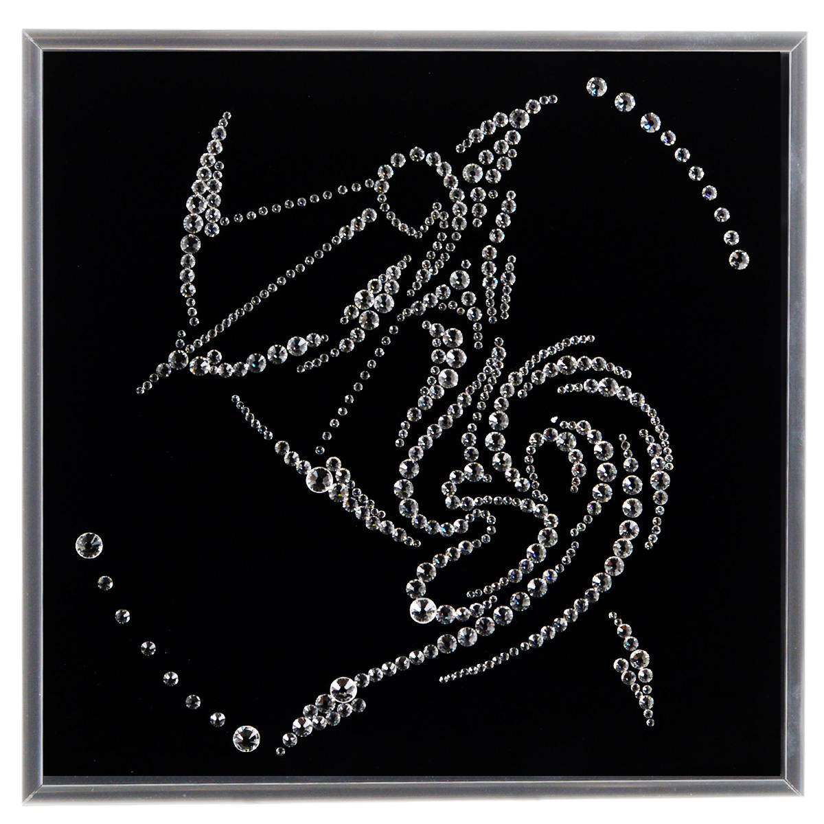 Картина с кристаллами Swarovski Знак зодиака. Стрелец, 25 х 25 см1125 Картина с кристаллами Swarovski Знак зодиака. Стрелец, 25 х 25 см1125Изящная картина в металлической раме, инкрустирована кристаллами Swarovski в виде знака зодиака - стрелец. Кристаллы Swarovski отличаются четкой и ровной огранкой, ярким блеском и чистотой цвета. Под стеклом картина оформлена бархатистой тканью, что прекрасно дополняет блеск кристаллов. С обратной стороны имеется металлическая петелька для размещения картины на стене. Картина с кристаллами Swarovski Знак зодиака. Стрелец элегантно украсит интерьер дома или офиса, а также станет прекрасным подарком, который обязательно понравится получателю. Блеск кристаллов в интерьере, что может быть сказочнее и удивительнее. Картина упакована в подарочную картонную коробку синего цвета и комплектуется сертификатом соответствия Swarovski.
