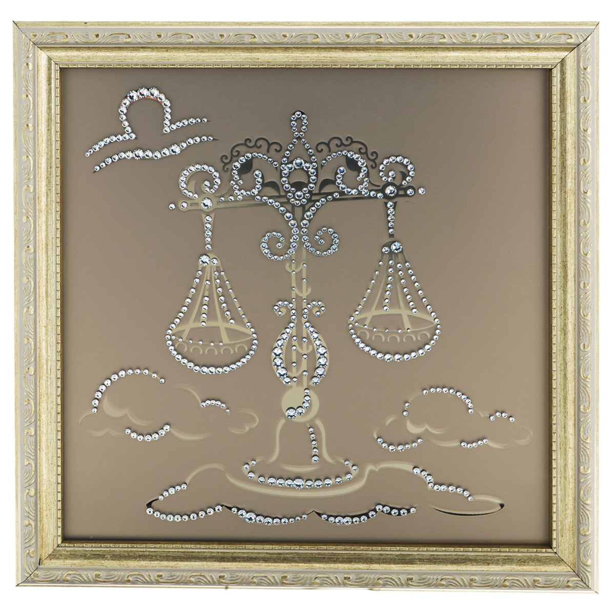 Картина с кристаллами Swarovski Знак зодиака. Весы, 35 х 35 см1129 Картина с кристаллами Swarovski Знак зодиака. Весы, 35 х 35 см1129Изящная картина в багетной раме, инкрустирована кристаллами Swarovski в виде знака зодиака - Весы на матовом стекле золотистого цвета. Кристаллы Swarovski отличаются четкой и ровной огранкой, ярким блеском и чистотой цвета. С обратной стороны имеется металлическая проволока для размещения картины на стене. Картина с кристаллами Swarovski Знак зодиака. Весы элегантно украсит интерьер дома или офиса, а также станет прекрасным подарком, который обязательно понравится получателю. Блеск кристаллов в интерьере, что может быть сказочнее и удивительнее. Картина упакована в подарочную картонную коробку синего цвета и комплектуется сертификатом соответствия Swarovski.