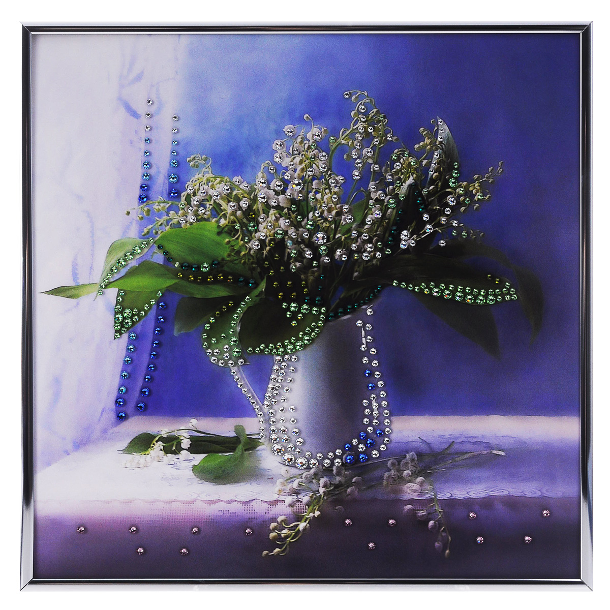 Картина с кристаллами Swarovski Ландыши, 30 см х 30 см1192 Картина с кристаллами Swarovski Ландыши, 30 см х 30 см1192Изящная картина в металлической раме, инкрустирована кристаллами Swarovski, которые отличаются четкой и ровной огранкой, ярким блеском и чистотой цвета. С обратной стороны имеется металлическая петелька для размещения картины на стене. Картина с кристаллами Swarovski элегантно украсит интерьер дома или офиса, а также станет прекрасным подарком, который обязательно понравится получателю. Блеск кристаллов в интерьере, что может быть сказочнее и удивительнее. Картина упакована в подарочную картонную коробку синего цвета и комплектуется сертификатом соответствия Swarovski.