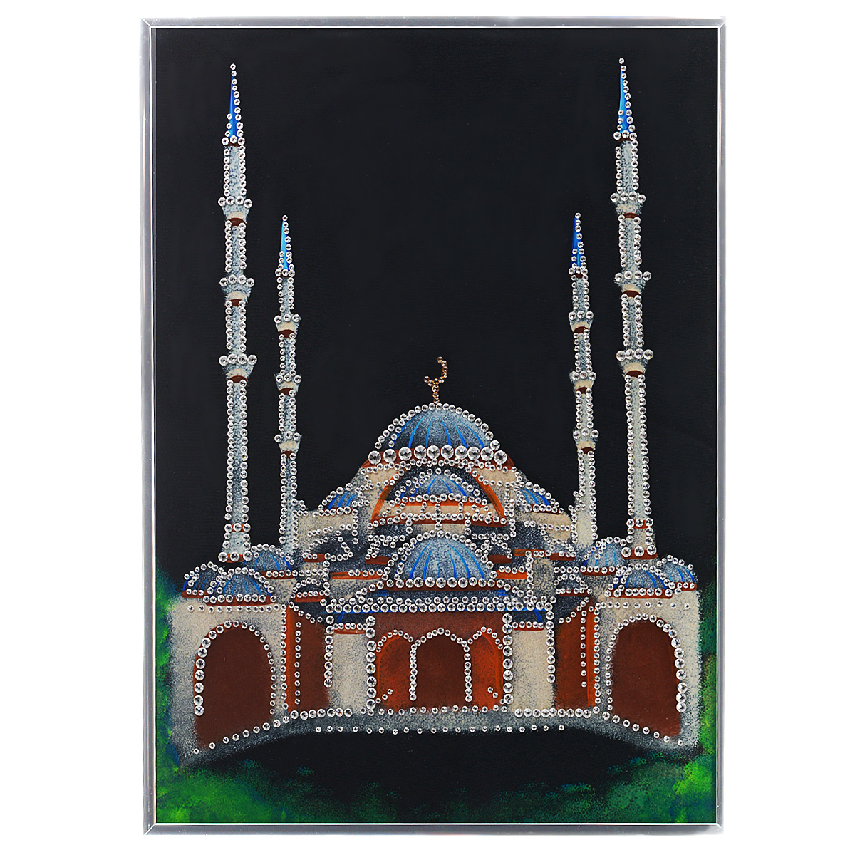 Картина с кристаллами Swarovski Мечеть, 30 см х 40 см1211 Картина с кристаллами Swarovski Мечеть, 30 см х 40 см1211Изящная картина в алюминиевой раме Мечеть инкрустирована кристаллами Swarovski, которые отличаются четкой и ровной огранкой, ярким блеском и чистотой цвета. Идеально подобранная палитра кристаллов прекрасно дополняет картину. С задней стороны изделие оснащено специальной металлической петелькой для размещения на стене. Картина с кристаллами Swarovski элегантно украсит интерьер дома, а также станет прекрасным подарком, который обязательно понравится получателю. Блеск кристаллов в интерьере - что может быть сказочнее и удивительнее. Изделие упаковано в подарочную картонную коробку синего цвета и комплектуется сертификатом соответствия Swarovski.
