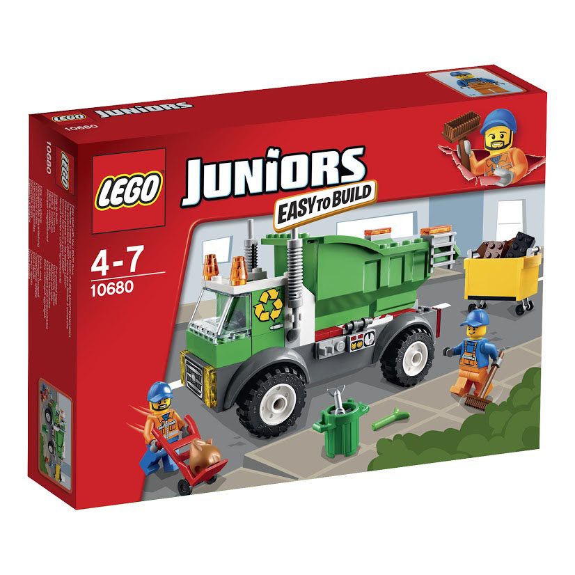 LEGO Juniors Конструктор Мусоровоз 1068010680 LEGO Juniors Конструктор Мусоровоз 1068010680Устройте субботник и помогите рабочим сделать город чистым. С помощью большого и функционального мусоровоза рабочие-уборщики колесят по городу в поисках наполненных баков и контейнеров. Корпус грузовика выполнен из зелено-серых деталей. Утяжеленная подвеска оборудована четырьмя большими колесами. Кабина водителя окружена прозрачным ветровым стеклом. Перед ней видны желтые фары и прямоугольная решетка радиатора. На крыше и кузове установлены оранжевые сигнальные огни. На правой боковой части мусоровоза закреплен вместительный бензобак, а на левой - приборы и датчики, регулирующие грузоподъемность кузова и степень его наполнения. В набор входят 2 мини-фигурки рабочих и множество аксессуаров, таких как большой колесный контейнер, тележка, мусорный бак, мешок, метла и различные виды мусора. Конструктор - это один из самых увлекательнейших и веселых способов времяпрепровождения. Ребенок сможет часами играть с конструктором, придумывая различные ситуации и истории. В...