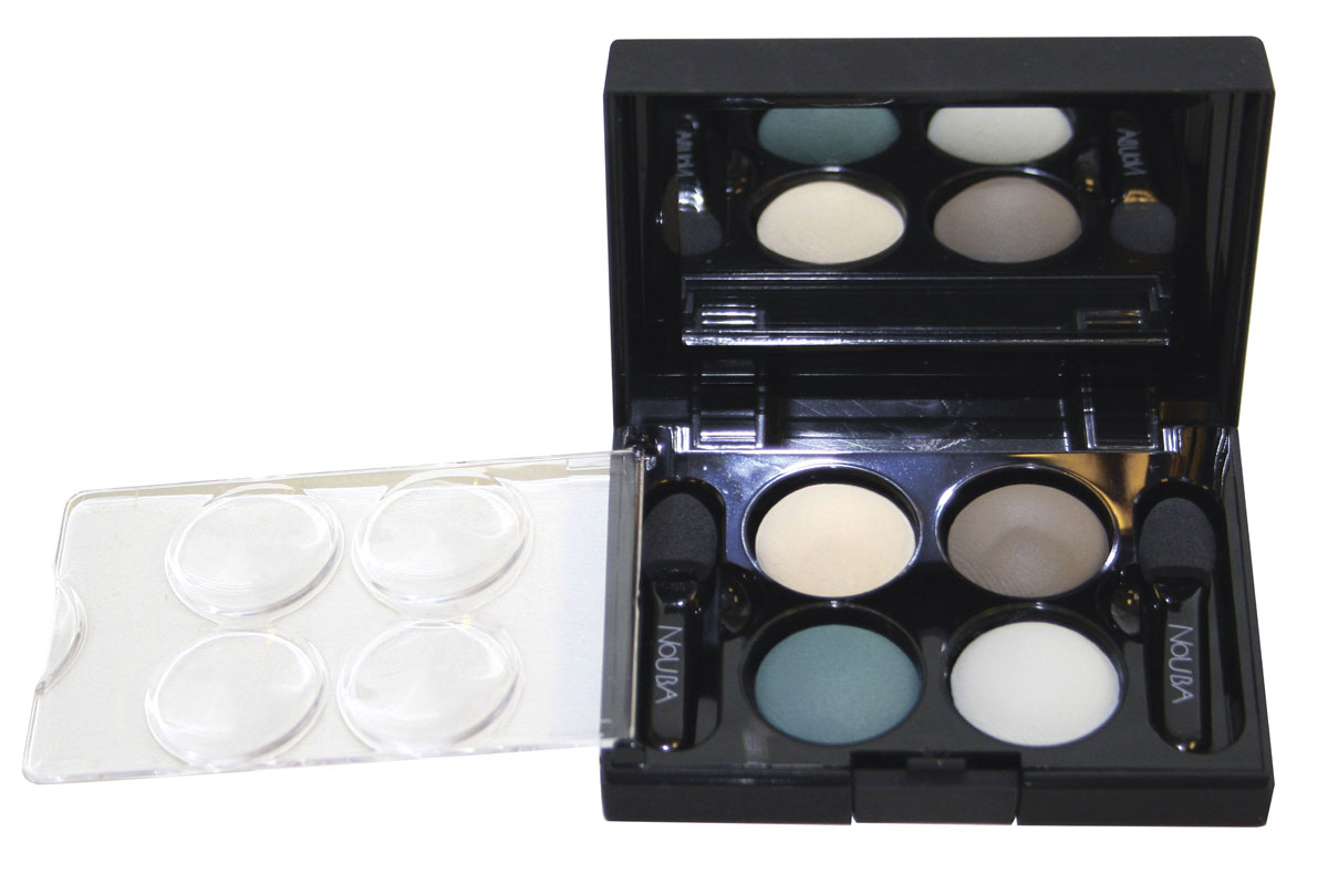 NoUBA Тени для век Quattro Eyeshadow Mat, запеченные, 4 цвета, тон №641, 2,4г31041 NoUBA Тени для век Quattro Eyeshadow Mat, запеченные, 4 цвета, тон №641, 2,4г31041Мягкая бархатистая текстура дает тончайшее покрытие, обеспечивая при этом насыщенный цвет. Особые минеральные пигменты в составе создают оптический anti-wrinkle effect, т.е. визуально минимизируют морщинки, придавая взгляду открытость, четкость и выразительность. Эти соблазнительные оттенки создают взгляд, полный чувственности и элегантности. Для получения более глубокого и более совершенного цвета и его сохранения на длительное время, используйте для нанесения на веки увлажненную кисточку для теней. Товар сертифицирован.