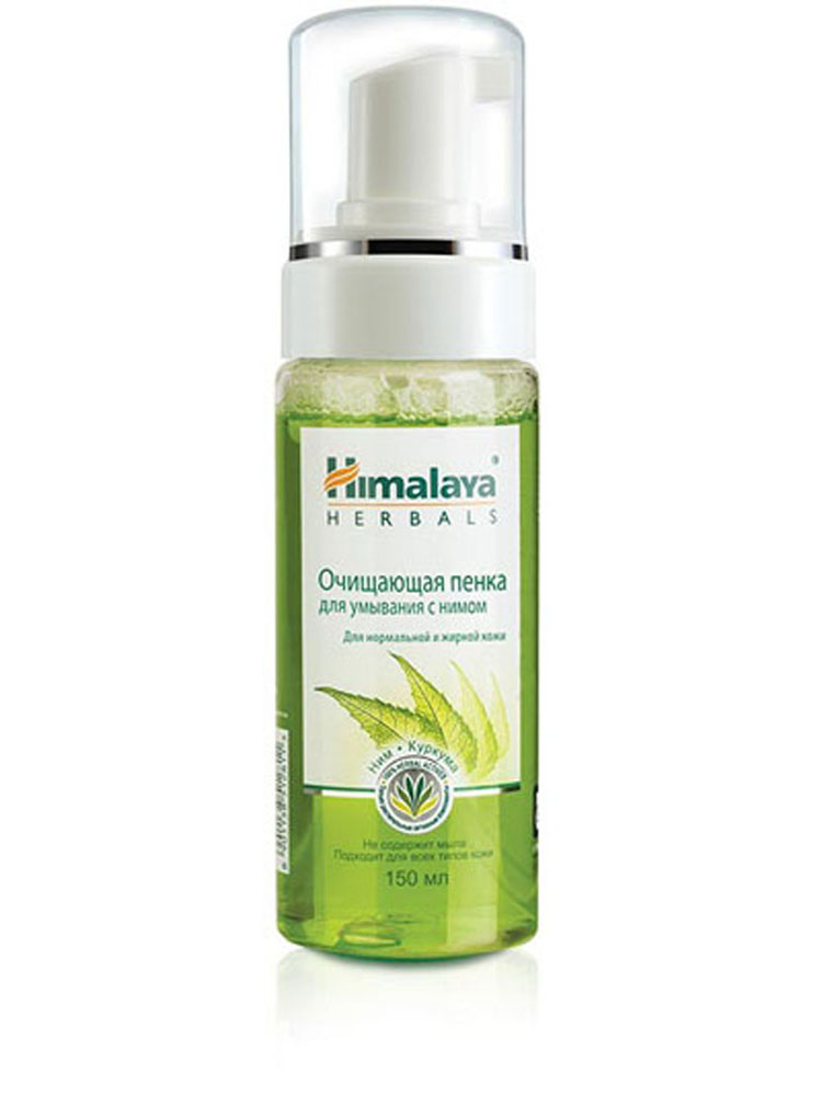 Himalaya Herbals Очищающая пенка для умывания, с нимом, для нормальной и жирной кожи, 150 мл38791405 Himalaya Herbals Очищающая пенка для умывания, с нимом, для нормальной и жирной кожи, 150 мл38791405Растительное средство для очищения кожи без содержания мыла и спирта. Обеспечивает ежедневное мягкое очищение кожи, препятствуя появлению прыщей и угревых высыпаний. Ним, в составе пенки, обладает антисептическими свойствами, защищает от появления несовершенств кожи. В сочетании с куркумой устраняет бактерии, вызывающие появление угревых высыпаний. Регулярное использование нормализует работу сальных желез, не нарушая водный баланс кожи. Товар сертифицирован.