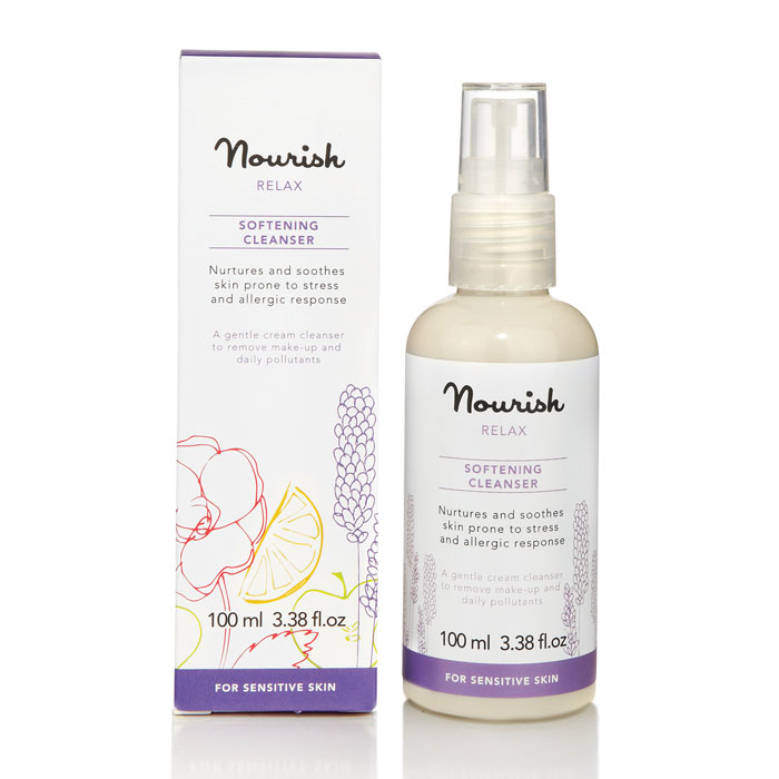 Nourish Лосьон для рук Relax, с экстрактом лаванды, для чувствительной кожи, 100 млУТ000001012 Nourish Лосьон для рук Relax, с экстрактом лаванды, для чувствительной кожи, 100 млУТ000001012Лосьон Relax для чувствительной кожи содержит экстракт лаванды, который мгновенно смягчает, питает, увлажняет и повышает общий тонус кожи рук. Масло семян подсолнечника однолетнего и масло ши предохраняют кожу от высыхания, придавая рукам мягкость. Масло бурачника, обладающего прекрасными восстанавливающими свойствами, активизирует липидный обмен в эпидермисе, активизирует синтез керамидов и восстанавливает барьерные функции эпидермиса. На 92% состоит из органических компонентов. Товар сертифицирован.