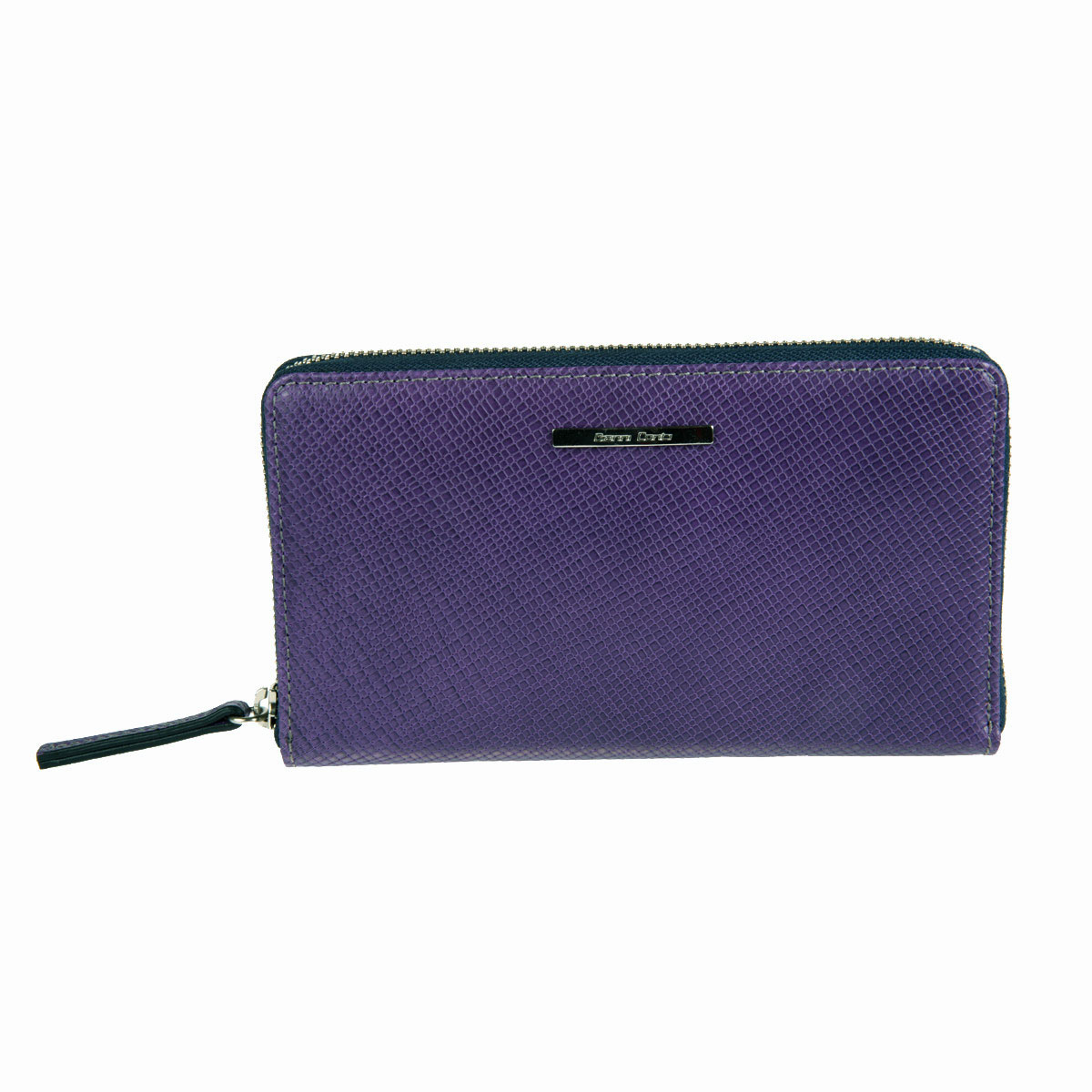 Портмоне Gianni Conti, цвет: фиолетовый. 18782801878280 violet/bluette Портмоне Gianni Conti, цвет: фиолетовый. 18782801878280 violet/bluetteГоризонтальное портмоне Gianni Conti выполнено из высококачественной натуральной кожи и оформлено металлической пластинкой с надписью в виде названия бренда. По периметру портмоне закрывается на металлическую молнию. Внутри содержит три отделения для купюр, три кармана для документов, карман для мелочи на пластиковой молнии с металлическим бегунком, сетчатый кармашек, восемь кармашков для пластиковых карт. Портмоне упаковано в коробку из плотного картона с логотипом фирмы. Это классическое портмоне непременно порадует качеством исполнения и функциональностью.