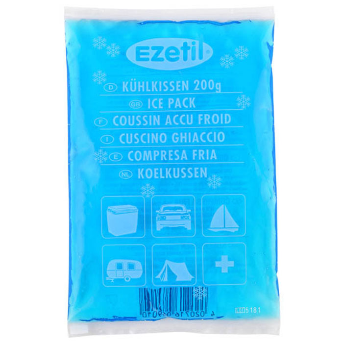 Аккумулятор холода Ezetil Soft Ice, 200 г890139 Аккумулятор холода Ezetil Soft Ice, 200 г890139Аккумулятор холода Ezetil Soft Ice выполнен в виде герметично запаянного полиэтиленового пакета с гелевым наполнителем голубого цвета. Свойства геля позволяют в режиме заморозки сохранять мягкость пакета и использовать его в нужной форме. Аккумулятор холода предназначен для поддержания температуры охлажденных продуктов или подогрева продуктов при транспортировке и хранении в сумке-холодильнике или в контейнере. Аккумулятор охлаждается до -18°С и нагревается до + 60°С. Содержимое аккумулятора не токсично. Аккумулятор изготовлен из экологически чистого материала, допускается к контакту с пищевыми продуктами и соответствует экологическим стандартам и нормативам EC. Размер аккумулятора: 12 см х 18 см х 1 см. Вес: 200 г.