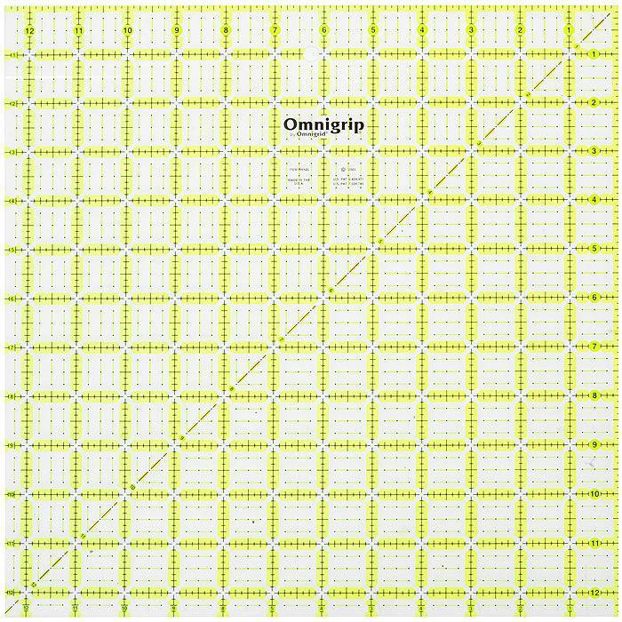 Линейка нескользящая Prym Omnigrid, с дюймовой шкалой, 12,5x12,5 дюймов610216 Линейка нескользящая Prym Omnigrid, с дюймовой шкалой, 12,5x12,5 дюймов610216Нескользящая линейка Prym Omnigrid с дюймовой шкалой выполнена из высококачественного прозрачного пластика. Разметки на линейке выполнены высокостойкой краской. Предназначена для пэчворка и шитья. Линейка обеспечивает точность при раскрое различных форм изделий: квадратов, полосочек, треугольников.