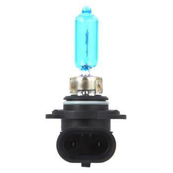 Лампа высокотемпературная Koito Whitebeam 9005 (HB3) 12V 65W (120W) пластиковая упаковка - 2 шт. комплект P0756WP0756W Лампа высокотемпературная Koito Whitebeam 9005 (HB3) 12V 65W (120W) пластиковая упаковка - 2 шт. комплект P0756WP0756WСреди всех электроустановочных и электромонтажных изделий осветительная аппаратура имеет наиболее богатый ассортимент. Это происходит потому, что элементы освещения несут в себе не только сугубо технические характеристики, но и элементы дизайна. Возможности современных ламп и светильников, их конструкторское разнообразие настолько велики, что немудрено растеряться Например, существует целый класс светильников, предназначенных исключительно для гипсокартонных потолков. Многочисленные виды ламп имеют различную природу света и эксплуатируются в неодинаковых условиях. Чтобы разобраться, какого типа лампа должна стоять в том или ином месте и каковы условия ее подключения, необходимо вкратце изучить основные виды осветительной аппаратуры. У всех ламп есть одна общая часть: цоколь, при помощи которого они соединяются с проводами освещения. Это касается тех ламп, в которых есть цоколь с резьбой для крепления в патроне. Размеры цоколя и патрона имеют строгую...