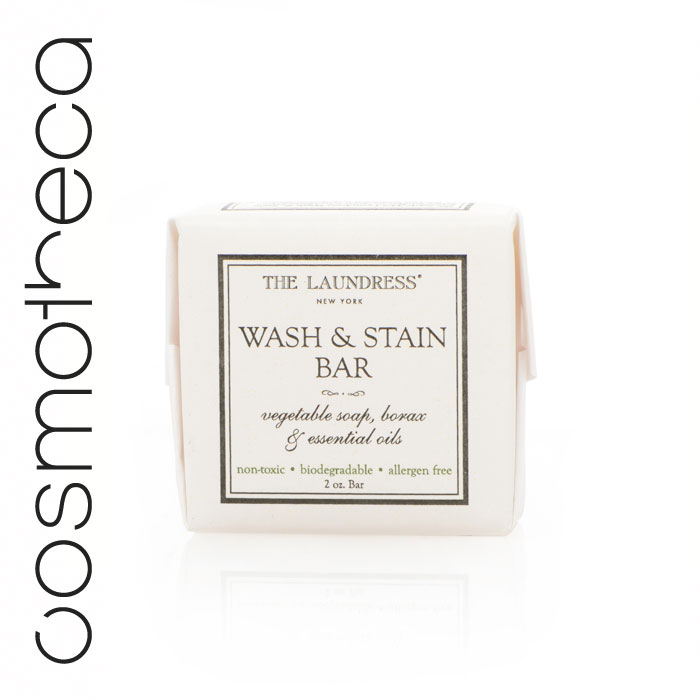 Мыло для стирки и удаления пятен The Laundress Wash & Stain Bar, 60 гLNDRB00 Мыло для стирки и удаления пятен The Laundress Wash & Stain Bar, 60 гLNDRB00Пятновыводящее мыло The Laundress Wash & Stain Bar создано для борьбы со сложными пятнами на внутренней стороне воротника сорочек, следами пота под мышками и многого другого. Оно очищает пятна на одежде и обивке мебели, подходит для мытья рук и предварительного застирывания вещей. Мыло компактных размеров, его удобно брать в путешествия. Мыло The Laundress Wash & Stain Bar станет незаменимым средством в стирке. Состав: vegetable soap, borax, essential oils and fragrance. Товар сертфиицирован.