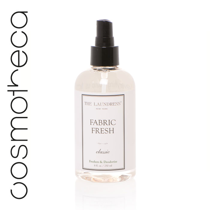 Спрей освежающий для одежды The Laundress Fabric Fresh Classic, 60 млLNDRSMS010 Спрей освежающий для одежды The Laundress Fabric Fresh Classic, 60 млLNDRSMS010Спрей для одежды The Laundress Fabric Fresh - это нетоксичное средство с антибактериальными свойствами и ароматом Classic, которое удаляет неприятный запах и эффективно освежает всё - от одежды и диванной обивки до ковров и постельного белья. Спрей освежает одежду и постельные принадлежности между промывками. Идеально подходит для дезодорирования обуви, салона автомобиля, шкафов и выдвижных ящиков. Подходит для всех типов тканей. Состав: deionized water, alcohol, essential oils, and fragrance. Товар сертифицирован.