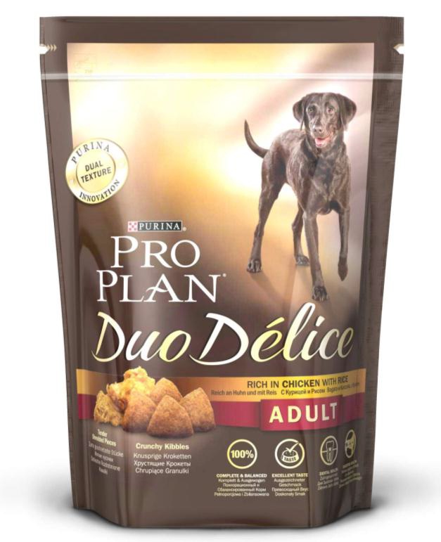 Корм сухой для собак Pro Plan Duo Delice, с курицей и рисом, 700 г12176335 Корм сухой для собак Pro Plan Duo Delice, с курицей и рисом, 700 г12176335Сухой корм Pro Plan Duo Delice - это полнорационный корм для взрослых собак, с курицей и рисом. Корм обеспечивает правильный баланс питательных веществ для поддержания здоровья и хорошего самочувствия взрослых собак. Тщательно отобранные ингредиенты и специально разработанный процесс приготовления обеспечивают высокую усвояемость корма, благодаря чему собаки получают необходимые им питательные вещества. Собаки обожают инновационное сочетание хрустящих крокет и мягких кусочков, в которых основным ингредиентом является курица. Уникальное сочетание хрустящих крокет и мягких кусочков побуждает собаку с удовольствием пережевывать корм. Механическое воздействие хрустящих крокет на зубы вашей собаки, действует как зубная щетка, тем самым способствует уменьшению отложения зубного камня. Содержащаяся в корме клетчатка помогает поддерживать здоровье пищеварительного тракта, помогает улучшить качество стула, а белок из специально выбранных ингредиентов легко...