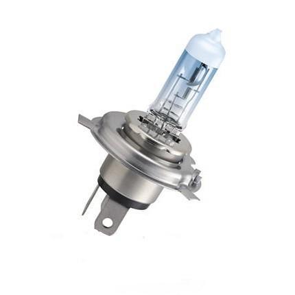Лампа автомобильная галогенная Philips WhiteVision, для фар, цоколь H4 (P43t), 12V, 60/55W + цоколь W5W, 12V, 5W, 2 шт12342WHVSM Лампа автомобильная галогенная Philips WhiteVision, для фар, цоколь H4 (P43t), 12V, 60/55W + цоколь W5W, 12V, 5W, 2 шт12342WHVSMГалогенная лампа для автомобильных фар Philips WhiteVision произведена из запатентованного кварцевого стекла с УФ фильтром Philips Quartz Glass. Кварцевое стекло Philips в отличие от обычного твердого стекла выдерживает гораздо большее давление смеси газов внутри колбы, что препятствует быстрому испарению вольфрама с нити накаливания. Кварцевое стекло выдерживает большой перепад температур, при попадании влаги на работающую лампу изделие не взрывается и продолжает работать. Лампы Philips WhiteVision излучают интенсивный белый свет с ксеноновым эффектом, что создает идеальные условия для вождения в ночное время. Благодаря повышенной яркости и цветовой температуре до 4300К лампы мгновенно рассеивают темноту: яркость чистого белого света увеличена на 40%. Повышенный уровень безопасности: более длинный световой пучок и на 60% больше света. Это обеспечивает лучшую видимость на дороге и позволяет предотвращать потенциально аварийные ситуации. Обладая цветовой температурой...