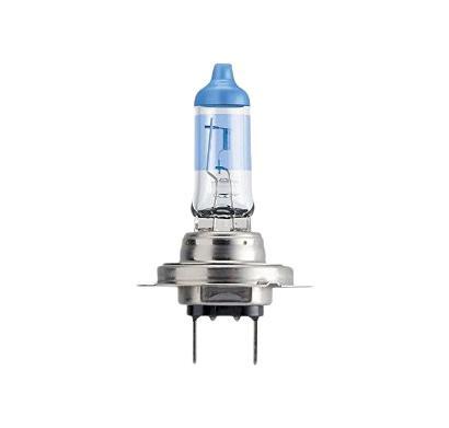 Лампа автомобильная галогенная Philips WhiteVision, для фар, цоколь H7 (PX26d), 12V, 55W12972WHVB1 (бл.) Лампа автомобильная галогенная Philips WhiteVision, для фар, цоколь H7 (PX26d), 12V, 55W12972WHVB1 (бл.)Галогенная лампа для автомобильных фар Philips WhiteVision произведена из запатентованного кварцевого стекла с УФ фильтром Philips Quartz Glass. Кварцевое стекло Philips в отличие от обычного твердого стекла выдерживает гораздо большее давление смеси газов внутри колбы, что препятствует быстрому испарению вольфрама с нити накаливания. Кварцевое стекло выдерживает большой перепад температур, при попадании влаги на работающую лампу изделие не взрывается и продолжает работать. Лампы Philips WhiteVision излучают интенсивный белый свет с ксеноновым эффектом, что создает идеальные условия для вождения в ночное время. Благодаря повышенной яркости и цветовой температуре до 4300К лампы мгновенно рассеивают темноту: яркость чистого белого света увеличена на 40%. Повышенный уровень безопасности: более длинный световой пучок и на 60% больше света. Это обеспечивает лучшую видимость на дороге и позволяет предотвращать потенциально аварийные ситуации. Обладая цветовой температурой...