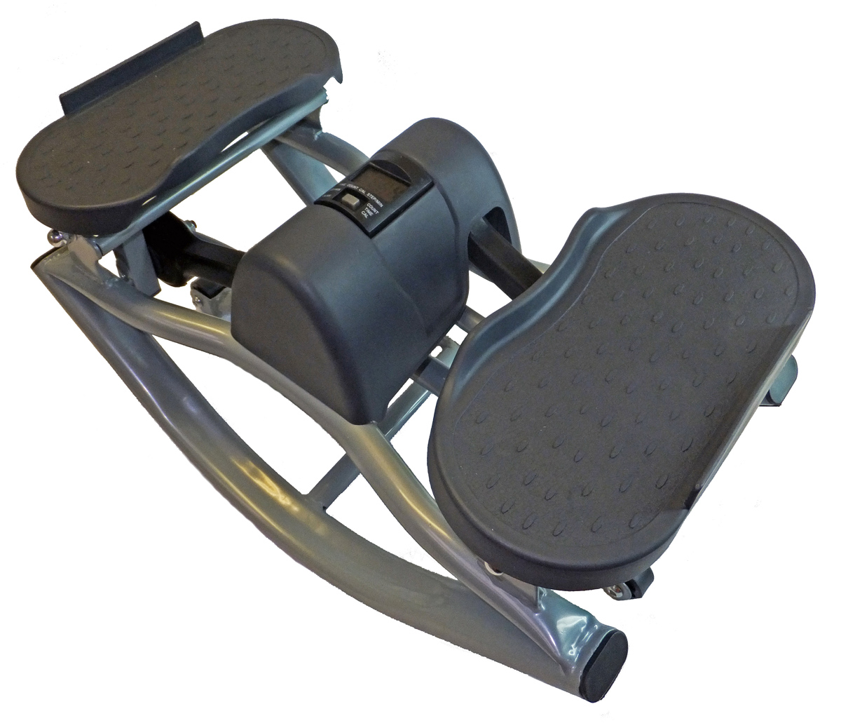 Степпер балансировочный Body Sculpture SE 5106, цвет: черныйGB-5106/ SE 5106 Степпер балансировочный Body Sculpture SE 5106, цвет: черныйGB-5106/ SE 5106Body Sculpture GB-5106/0722-03 - балансировочный министеппер, небольшой аэробный тренажер для дома и офиса (имитация ходьбы по лестнице). Отлично подойдет для тех, кто хочет самостоятельно в домашних условиях поддерживать свою физическую форму в хорошем состоянии. Занимаясь на этом тренажере, любой пользователь сможет тренировать различные группы мышц: бедра, ягодицы, бицепс, трицепс, плечи, спину. Балансировочный министеппер Body Sculpture GB-5106/0722-03 имеет удобный бортовой компьютер, который отслеживает время выполнения упражнения, скорость ходьбы, количество сделанных шагов и количество потраченных калорий. Министеппер Body Sculpture GB-5106/0722-03 - это максимально эффективный и при этом самый компактный и самый миниатюрный тренажер. Он подходит для большинства квартир, не занимает много места, Вы сможете хранить его даже под кроватью. Характеристики: Конструкция проста, надежна и компактна. Бесшумная модель, приводимая в движение...