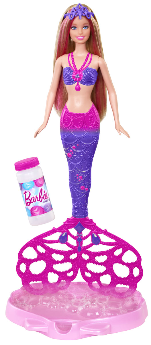 Barbie Кукла Русалочка с волшебными пузырькамиCFF49 Barbie Кукла Русалочка с волшебными пузырькамиCFF49Кукла Barbie Русалочка с волшебными пузырьками - прекрасный подарок для вашей малышки. В набор входят кукла Барби в виде русалочки со снимающимся плавником, жидкость для создания мыльных пузырей, емкость в виде ракушки для мыльных пузырей и расческа для Барби. Чтобы создать переливающиеся пузыри, налейте входящую в набор жидкость в специальную емкость-ракушку, опустите и выньте плавник и подуйте. У куколки длинные светлые волосы с розовыми прядями; подвижны ручки и голова. Плавник начинает вращаться, если потянуть за колечко на спине Барби.