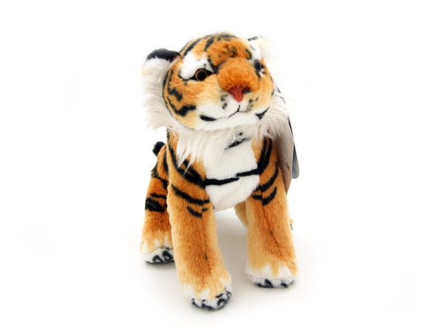 Мягкая игрушка Magic Bear Toys Тигр, 18 см7HU18BR Мягкая игрушка Magic Bear Toys Тигр, 18 см7HU18BRОчаровательная игрушка Magic Bear Toys Тигр изготовлена из нетоксичных экологически чистых материалов. Глазки и носик выполнены из пластика. Зверек обладает мягкой шерсткой, выполненной из искусственного меха. Голова игрушки имеет уплотненный каркас. Для набивки используется силиконизированное волокно. Удивительная мягкая игрушка принесет радость и подарит своему обладателю мгновения нежных объятий и приятных воспоминаний. Великолепное качество исполнения делают эту игрушку чудесным подарком к любому празднику. Трогательная и симпатичная, она непременно вызовет улыбку у детей и взрослых.