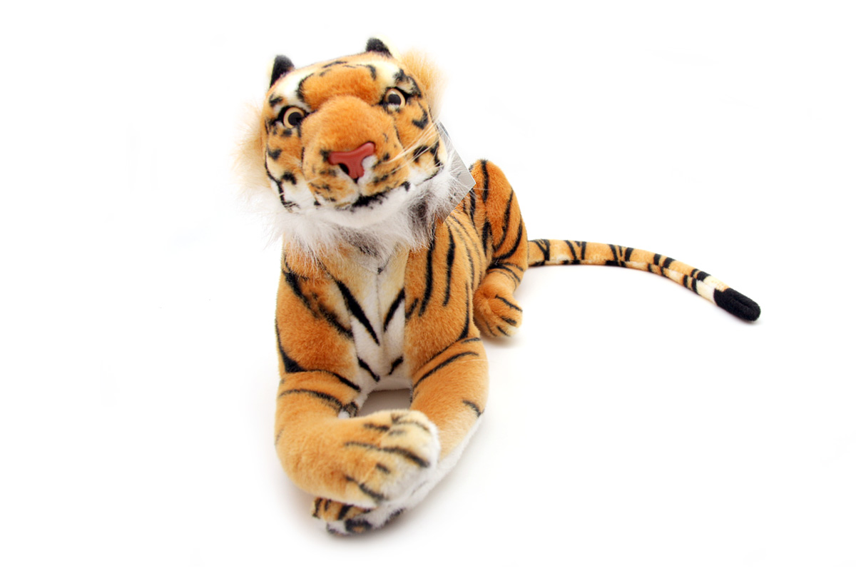 Мягкая игрушка Magic Bear Toys Тигр, 40 смHW40BR Мягкая игрушка Magic Bear Toys Тигр, 40 смHW40BRОчаровательная игрушка Magic Bear Toys Тигр изготовлена из нетоксичных экологически чистых материалов. Глазки и носик выполнены из пластика. Зверек обладает мягкой шерсткой, выполненной из искусственного меха. Голова игрушки имеет уплотненный каркас. Для набивки используется силиконизированное волокно. Удивительная мягкая игрушка принесет радость и подарит своему обладателю мгновения нежных объятий и приятных воспоминаний. Великолепное качество исполнения делают эту игрушку чудесным подарком к любому празднику. Трогательная и симпатичная, она непременно вызовет улыбку у детей и взрослых.
