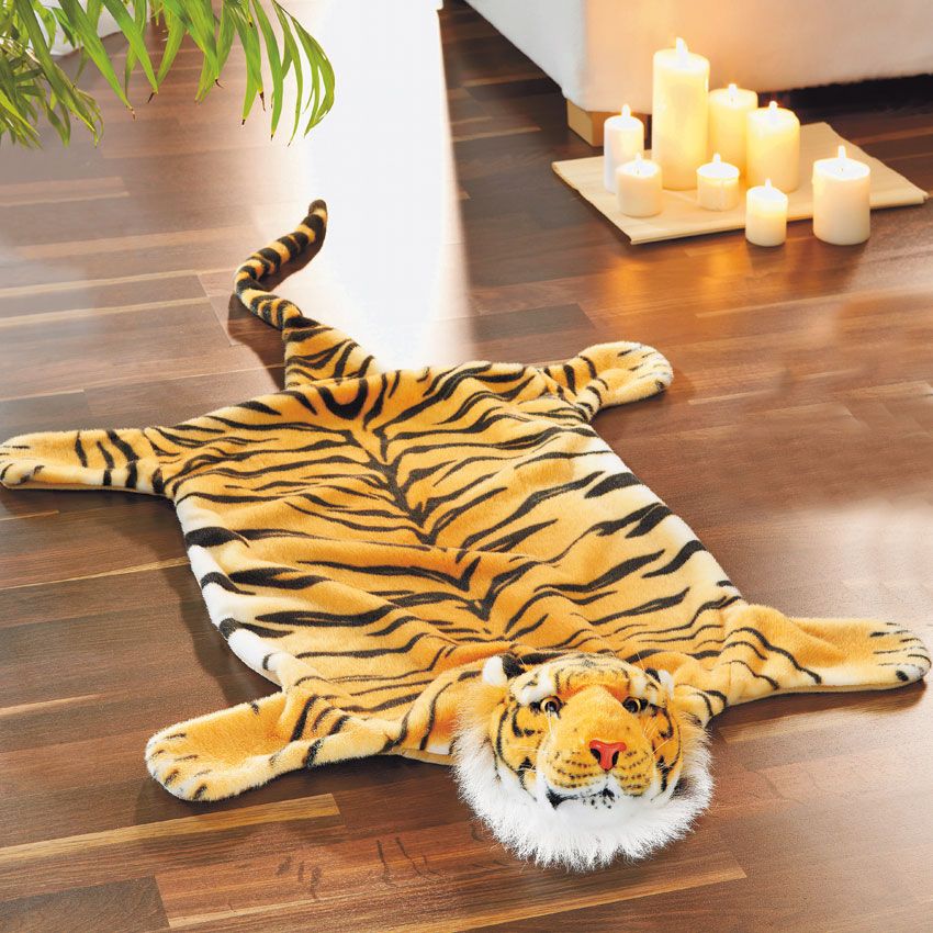 Magic Bear Toys Мягкая игрушка Тигр, 130 смTCP130BR Magic Bear Toys Мягкая игрушка Тигр, 130 смTCP130BRМягкие игрушки натуральной серии, созданы максимально точно и визуально похожи на представителей дикой фауны и наших любимых домашних животных. Вы сможете окунуться и попасть на просторы дикой природы где найдете тигров, леопардов, пантер, лошадей. Для ребенка это будет отличный подарок и игрушка станет для настоящим другом, которая всегда будет рядом с ним.