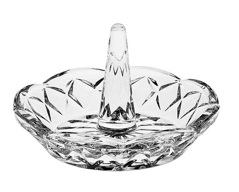 Подставка для колец Crystal Bohemia, диаметр 9,5 см990/71200/0/14100/095-109 Подставка для колец Crystal Bohemia, диаметр 9,5 см990/71200/0/14100/095-109Подставка для колец Crystal Bohemia изготовлена из высококачественного хрусталя, имеет круглую форму и декорирована рельефом. Она прекрасно подойдет как для самого важного события в вашей жизни, так и для хранения колец на полке. Подставка для колец Crystal Bohemia благодаря своей практичности и необычности станет не только идеальным подарком представительнице прекрасного пола, но и изысканным украшением интерьера. Диаметр подставки: 9,5 см. Высота подставки: 6 см.