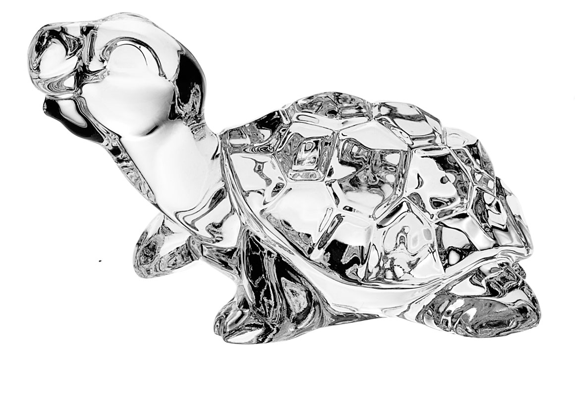 Фигурка декоративная Crystal Bohemia Черепаха, высота 6 см990/75110/0/58900/100-109 Фигурка декоративная Crystal Bohemia Черепаха, высота 6 см990/75110/0/58900/100-109Фигурка Crystal Bohemia Черепаха изготовлена из высококачественного хрусталя. Фигурка выполнена в виде черепахи и сочетает в себе изысканный дизайн и лаконичность. Она прекрасно подойдет для декора интерьера дома или офиса и станет достойным дополнением к вашей коллекции. Вы можете поставить фигурку в любом месте, где она будет удачно смотреться и радовать глаз. Кроме того - это отличный вариант подарка для ваших близких и друзей. Высота: 6 см.
