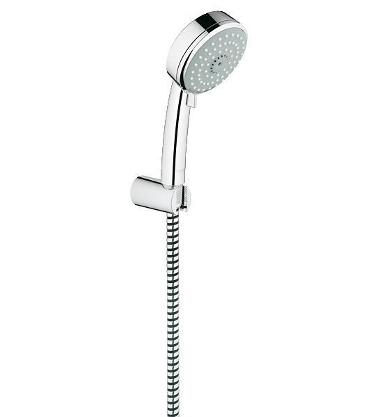 Душевой набор GROHE New Tempesta Cosmopolitan 3 режима (27588001)4005176940514 Душевой набор GROHE New Tempesta Cosmopolitan 3 режима (27588001)4005176940514Включает в себя: Ручной душ (27 574 001) Настенный держатель без регулировки (27 594 000) Душевой шланг Relexaflex 1500 мм 1/2? x 1/2? (28 151 000) 9,5 л/мин ограничитель расхода воды GROHE EcoJoy - технология совершенного потока при уменьшенном расходе воды GROHE DreamSpray превосходный поток воды GROHE StarLight хромированная поверхность С системой SpeedClean против известковых отложений Внутренний охлаждающий канал для продолжительного срока службы Может использоваться с проточным водонагревателем Минимальное давление 1,0 бар Видео по установке является исключительно информационным. Установка должна проводиться профессионалами! Видео по установке является исключительно информационным. Установка должна проводиться профессионалами!