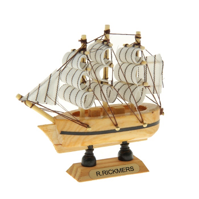 Корабль сувенирный R. Rickmers, длина 10 см. 805887805887 Корабль сувенирный R. Rickmers, длина 10 см. 805887805887Сувенирный корабль R. Rickmers, изготовленный из дерева и текстиля, это великолепный элемент декора рабочей зоны в офисе или кабинете. Корабль с парусами помещен на деревянную подставку. Время идет, и мы становимся свидетелями развития технического прогресса, новых учений и практик. Но одно не подвластно времени - это любовь человека к морю и кораблям. Сувенирный корабль наполнен историей и силой океанских вод. Данная модель кораблика станет отличным подарком для всех любителей морей, поклонников историй о покорении океанов и неизведанных земель. Модель корабля - подарок со смыслом. Издавна на Руси считалось, что корабли приносят удачу и везение. Поэтому их изображения, фигурки и точные копии всегда присутствовали в помещениях. Удивите себя и своих близких необычным презентом.