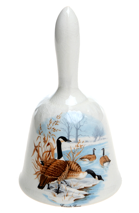 Колокольчик Утки. Фаянс, деколь, глазуровка. Западная Европа, 1970-е гг.ПКППМП Колокольчик Утки. Фаянс, деколь, глазуровка. Западная Европа, 1970-е гг.ПКППМПКолокольчик Утки. Фаянс, деколь, глазуровка. Маркировка: без клейма. Датировка: Западная Европа, 1970-е гг. Размер: высота 12 см, диаметр 6,5 см. Сохранность хорошая, без сколов и трещин.