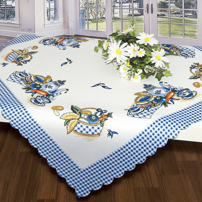 Скатерть Schaefer, квадратная, цвет: белый, синий, 80 x 80 см. 07382-10707382-107 Скатерть Schaefer, квадратная, цвет: белый, синий, 80 x 80 см. 07382-10707382-107Скатерть Schaefer выполнена из высококачественного полиэстера и оформлена напечатанным рисунком, по краю сделана вырезка - фестоны. Изделия из полиэстера легко стирать: они не мнутся, не садятся и быстро сохнут, они более долговечны, чем изделия из натуральных волокон. Скатерть Schaefer не останется без внимания ваших гостей, а вас будет ежедневно радовать ярким дизайном и несравненным качеством. Немецкая компания Schaefer создана в 1921 году. На протяжении всего времени существования она создает уникальные коллекции домашнего текстиля для гостиных, спален, кухонь и ванных комнат. Дизайнерские идеи немецких художников компании Schaefer воплощаются в текстильных изделиях, которые сделают ваш дом красивее и уютнее и не останутся незамеченными вашими гостями. Дарите себе и близким красоту каждый день! Изысканный текстиль от немецкой компании Schaefer - это красота, стиль и уют в вашем доме.