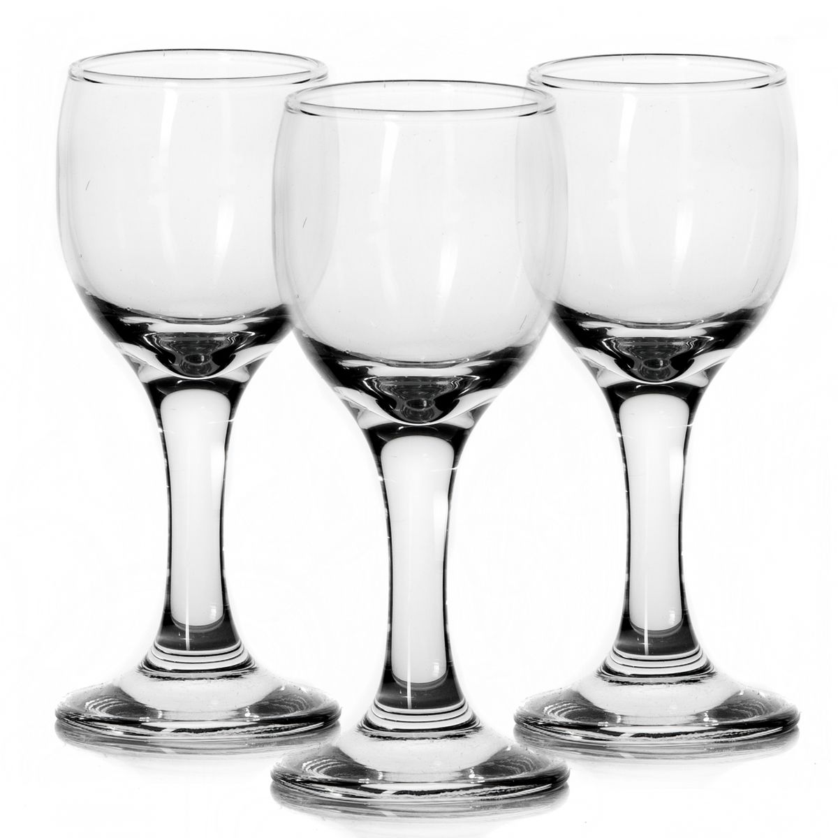 Набор рюмок Pasabahce Bistro, 60 мл, 3 шт44134B Набор рюмок Pasabahce Bistro, 60 мл, 3 шт44134BНабор Pasabahce Bistro состоит из трех рюмок, выполненных из прочного натрий-кальций-силикатного стекла. Изделия оснащены изящными ножками. Рюмки сочетают в себе элегантный дизайн и функциональность. Благодаря такому набору пить напитки будет еще вкуснее. Набор рюмок Pasabahce Bistro прекрасно оформит праздничный стол и создаст приятную атмосферу за ужином. Такой набор также станет хорошим подарком к любому случаю. Можно мыть в посудомоечной машине и использовать в микроволновой печи. Диаметр рюмки (по верхнему краю): 4,5 см. Высота рюмки: 11 см.