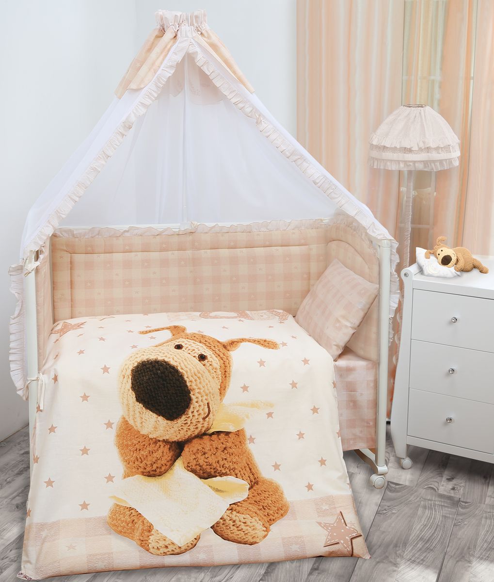 Комплект в кроватку Mona Liza Boofle baby Буффи, цвет: коричневый, 7 предметов521205 Комплект в кроватку Mona Liza Boofle baby Буффи, цвет: коричневый, 7 предметов521205Комплект в кроватку Mona Liza Boofle baby Буффи прекрасно подойдет для кроватки вашего малыша, добавит комнате уюта и согреет в прохладные дни. В качестве материала верха использован натуральный хлопок, мягкая ткань не раздражает чувствительную и нежную кожу ребенка и хорошо вентилируется. Бортик, подушка и одеяло наполнены 100% полиэфиром. Балдахин выполнен из 100% полиэфира с отделкой 100% хлопка. Комплект состоит из: бортиков 40 см х 60 см - 2 шт, 40 см х 120 см - 2 шт, балдахина 150 см х 300 см, плоской подушки 40 см х 60 см, зимнего одеяла 105 см х 140 см, пододеяльника 110 см х 145 см, наволочки 40 см х 60 см, простыни 100 см х 145 см. Элементы комплекта выполнены из 100% хлопка и оформлены аппликацией в виде очаровательного вязаного щеночка Буффи. Очень важно, чтобы ваш малыш хорошо спал - это залог его здоровья, а значит вашего спокойствия. Согласно рекомендациям детских врачей, лучше всего...