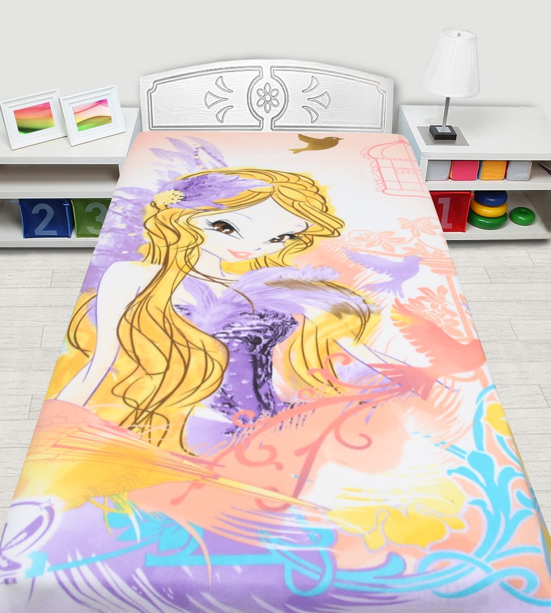 Плед флисовый Mona Liza Winx Club Fashion Stella 2014, цвет: розовый, 150 см х 200 см520013/6 Плед флисовый Mona Liza Winx Club Fashion Stella 2014, цвет: розовый, 150 см х 200 см520013/6Флисовый плед Mona Liza Winx Club Fashion Stella 2014 украшен ярким красочным рисунком, на котором изображена героиня детского мультфильма Winx Club. Этот мягкий плед вызовет у детей только позитивные эмоции. Выполненный из натурального флиса с использованием безопасных гиппоаллергенных красителей, плед не теряет формы и цвета после многочисленных стирок и не мнется.