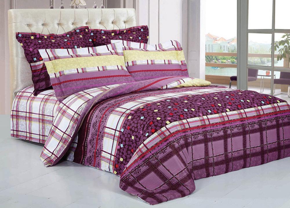 Комплект белья Soft Line, евро, наволочки 70х70, цвет: белый, фиолетовый. 0983709837 Комплект белья Soft Line, евро, наволочки 70х70, цвет: белый, фиолетовый. 0983709837Роскошный комплект постельного белья Soft Line выполнен из качественного плотного сатина и украшен оригинальным рисунком. Комплект состоит из пододеяльника, простыни и двух наволочек. Постельное белье Soft Line подобно облаку сочетает в себе плотность цвета и безграничную нежность фактуры. Это белье обладает волшебной практичностью, а потому оказываться на седьмом небе станет вашим привычным занятием. Доверьте заботу о качестве вашего сна высококачественному натуральному материалу. Сатин - это ткань из 100% натурального хлопка. Мягкость и нежность материала создает чувство комфорта и защищенности. Классический натуральный природный материал делает это постельное белье нежным, элегантным и приятным. Комплект упакован в подарочную картонную коробку, украшенную сюжетами по мотивам картин эпохи Возрождения.