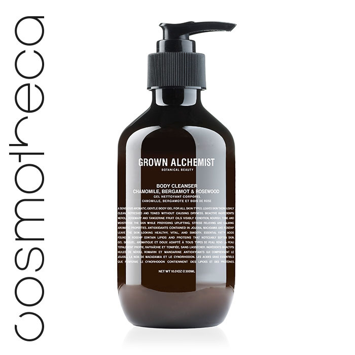 Grown Alchemist Гель для душа Ромашка, бергамот, розовое дерево, 300 млGRA0002 Grown Alchemist Гель для душа Ромашка, бергамот, розовое дерево, 300 млGRA0002Мягкое очищающее средство для тела с нежной гелевой текстурой. Этот гель для тела прекрасно успокаивает кожу и делает принятие душа особенно приятным. Дарит коже чистоту и тонкий аромат. Кожа становится подтянутой, свежей, прекрасно очищенной и увлажненной. Гель также восстанавливает кожу, не стягивая ее. Увлажняет кожу и не стягивает. Противодействует окислительным процессам. Восстанавливает клетки кожи. Повышает эластичность кожи.