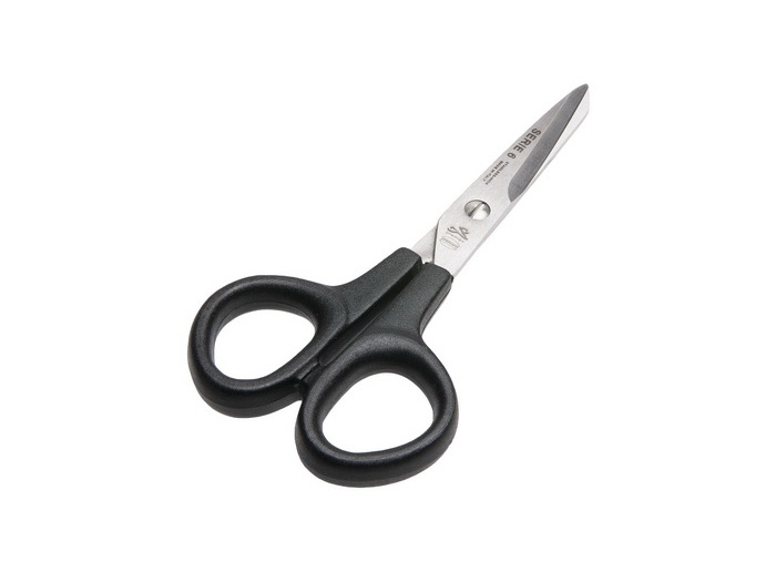 Ножницы портновские Premax Optimal line, цвет: черный, 13,5 смPremax B 6134 (5) ножницы Ножницы портновские Premax Optimal line, цвет: черный, 13,5 смPremax B 6134 (5) ножницыНожницы портновские Premax Optimal line изготовлены из нержавеющей стали. Эргономичные нейлоновые ручки удобны для легкого захвата. Ножницы предназначены для обработки краев и срезов при работе с тканью, бумагой и обивочным материалом. Ножницы незаменимы при раскрое подкладочной ткани. Они также пригодятся при раскрое слабо осыпающих тканях, таких, как сукно и драп. Длина ножниц: 13,5 см. Длина лезвия: 5,5 см.