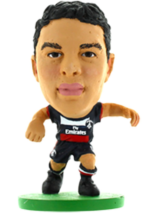 Soccerstarz Фигурка футболиста FC Paris Saint-Germain T. Silva401082 Soccerstarz Фигурка футболиста FC Paris Saint-Germain T. Silva401082Фигурка в виде Тиаго Силва, игрока французского футбольного клуба Paris Saint-Germain, выполнена из безопасного пластика. Роспись ручной работы точно отражает детали формы клуба данного сезона, номер и фамилию футболиста. Фигурка футболиста Тиаго Силва придется по душе поклоннику футбольного клуба Пари Сен-Жермен и станет идеальным подарком для коллекционеров - поклонников футбола.