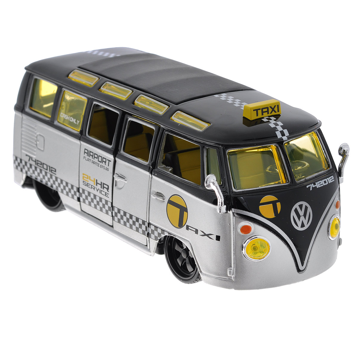 Maisto Модель автомобиля Volkswagen Van Samba31364 Maisto Модель автомобиля Volkswagen Van Samba31364Коллекционная модель Maisto Volkswagen Van Samba - миниатюрная копия настоящего автомобиля. Стильная модель автомобиля привлечет к себе внимание не только детей, но и взрослых. Модель имеет литой металлический корпус с высокой детализацией двигателя, интерьера салона, дисков, протекторов, выхлопной системы, оснащена колесами из мягкой резины. У машинки открываются дверцы фургона, сгибаются спинки кресел внутри салона. Игрушка в точности повторяет модель оригинальной техники, подробная детализация в полной мере позволит вам оценить высокую точность копии этой машины! Такая модель станет отличным подарком не только любителю автомобилей, но и человеку, ценящему оригинальность и изысканность, а качество исполнения представит такой подарок в самом лучшем свете.