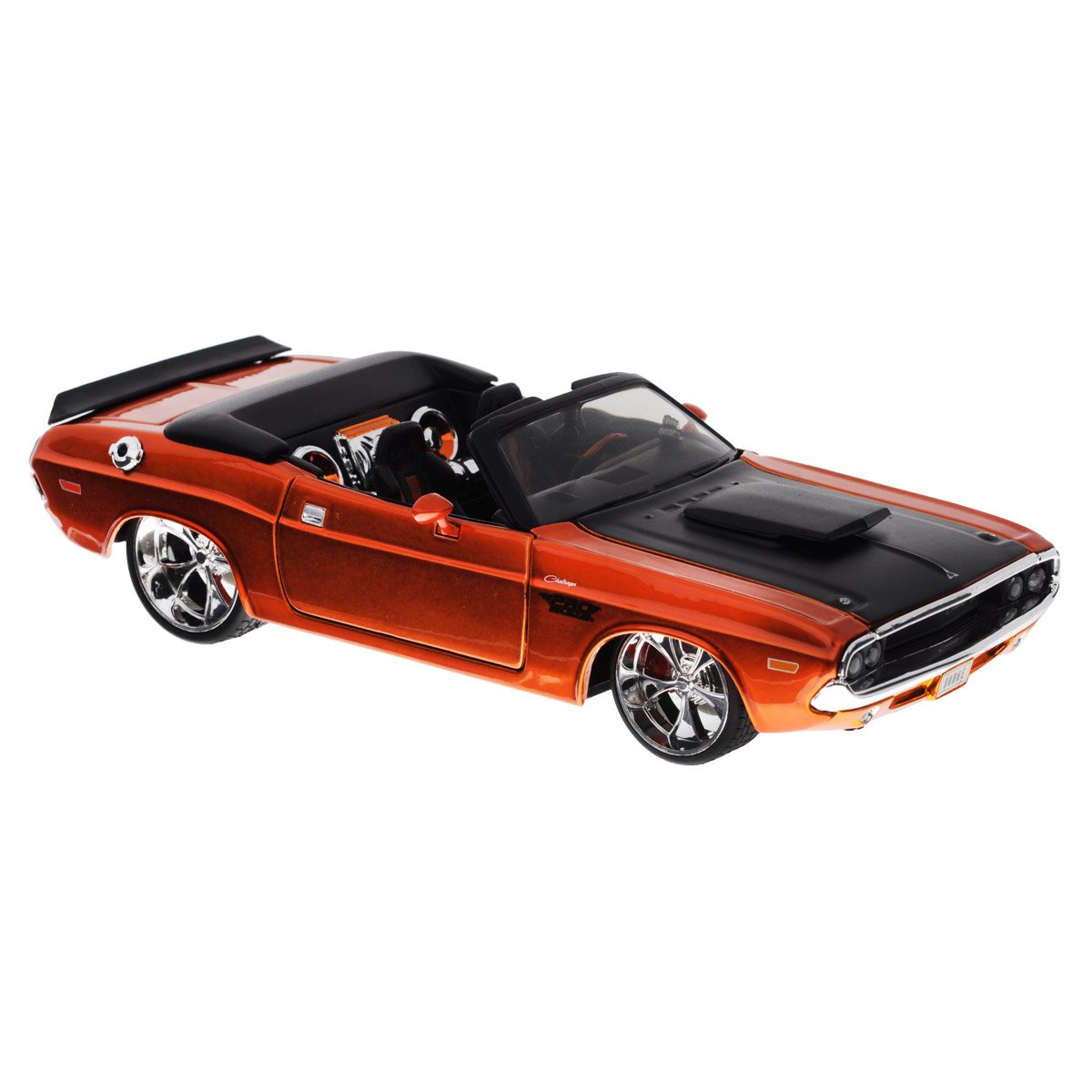 Maisto Модель автомобиля Dodge Challenger R/T 1970 Convertible31026 Maisto Модель автомобиля Dodge Challenger R/T 1970 Convertible31026Коллекционная модель Maisto Dodge Challenger R/T 1970 Convertible - миниатюрная копия настоящего автомобиля. Стильная модель автомобиля привлечет к себе внимание не только детей, но и взрослых. Модель имеет литой металлический корпус с высокой детализацией двигателя, интерьера салона, дисков, протекторов, выхлопной системы, оснащена колесами из мягкой резины. У машинки открываются дверцы, капот и багажник, двигаются сиденья и поворачивается руль. Игрушка в точности повторяет модель оригинальной техники, подробная детализация в полной мере позволит вам оценить высокую точность копии этой машины! Такая модель станет отличным подарком не только любителю автомобилей, но и человеку, ценящему оригинальность и изысканность, а качество исполнения представит такой подарок в самом лучшем свете.