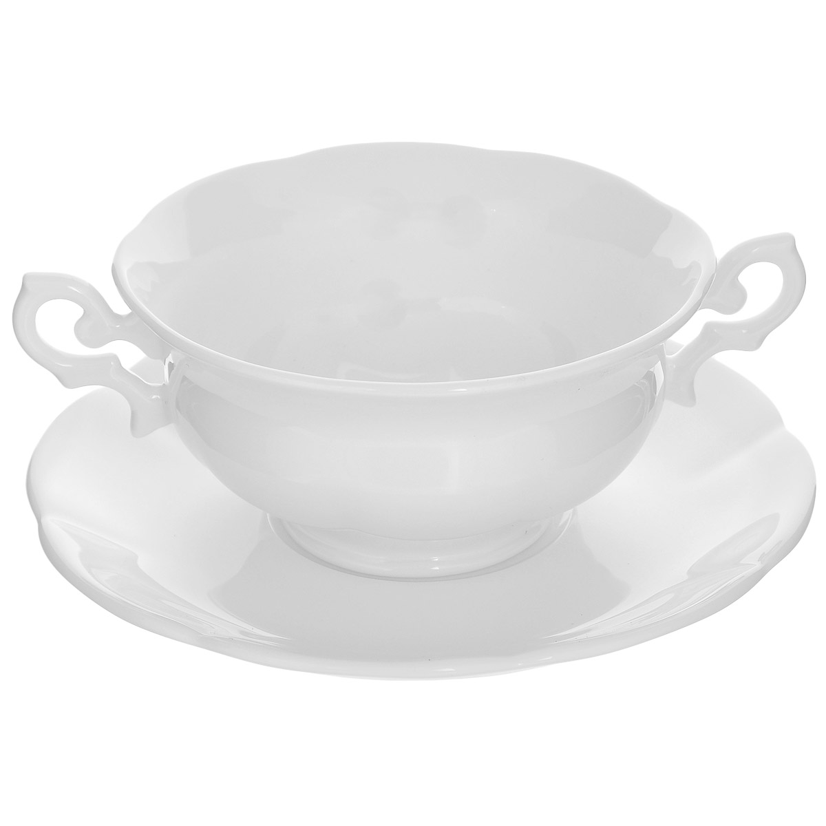 Бульонница на тарелке Royal Bone China White, 350 мл89ww/0330-33 Бульонница на тарелке Royal Bone China White, 350 мл89ww/0330-33Бульонница на тарелке Royal Bone China White прекрасно подойдет для подачи супов и жидких блюд. Изделие выполнено из особого фарфора с 45% содержанием костяной муки. Основным достоинством изделий из костяного фарфора является прозрачность и абсолютно гладкая глазуровка. В итоге получаются изделия, сочетающие изысканный вид с прочностью и долговечностью. Изделия Royal Bone China по праву считаются элитными. Данная торговая марка хорошо известна в Европе и Азии, а теперь и жители нашей страны смогут приобрести потрясающие сервизы. Royal Porcelain Public Company Ltd (Таиланд) - ультрасовременное предприятие, оснащенное немецким оборудованием, ежегодно выпускает более 33 миллионов изделий, которые поставляются более чем в 50 стран. Среди клиентов компании - сети отелей Marriott, Hyatt, Sheraton, Hilton. Компания предлагает разнообразный ассортимент с постоянным обновлением коллекций. Объем бульонницы: 350 мл. Диаметр бульонницы (по верхнему краю): 12 см. ...