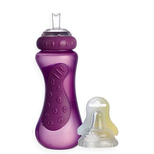 NUBY Поильник спортивный с силиконовой трубочкой, 300 мл, цвет: сиреневый. ID1214ID1214/сиреневый NUBY Поильник спортивный с силиконовой трубочкой, 300 мл, цвет: сиреневый. ID1214ID1214/сиреневыйНовый уникальный спортивный поильник Nuby с силиконовой трубочкой удобно умещается в маленьких ладошках вашего малыша. Этот эргономичный поильник удобен в дороге; изделие великолепно подходит для пикников, длительных прогулок и других видов активного отдыха. Запатентованная конструкция мягкой силиконовой трубочки создана для того, чтобы предотвратить протекание и проливание. Уникальная мягкая силиконовая трубочка позволяет жидкости течь только в момент совершения сосательных движений, что предотвращает раздражение нежных десен и зубов ребенка.