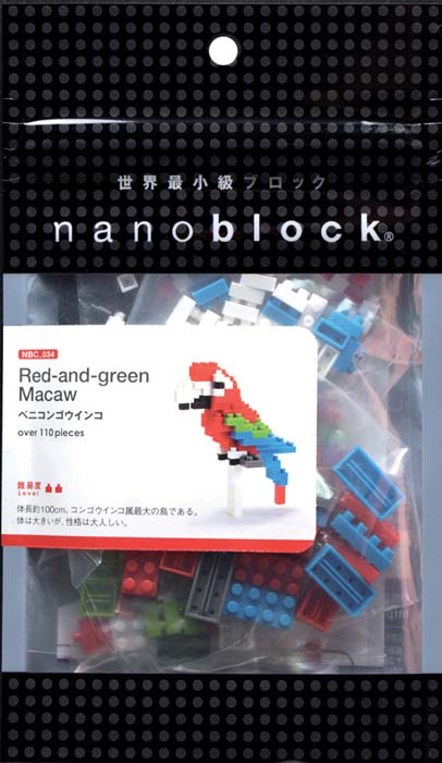 NanoBlock Мини-конструктор Зеленокрылый араNBC_034 NanoBlock Мини-конструктор Зеленокрылый араNBC_034Мини-конструктор Зеленокрылый ара - увлекательнейший способ времяпрепровождения. Набор включает подставку, более 110 разноцветных пластиковых мини-элементов (в том числе запасные) и графическую инструкцию-схему сборки. Из деталей конструктора собирается очаровательный попугай-ара. Этот экзотический пернатый друг подарит радугу ярких красок своему владельцу! Конструктор nanoBlock - самый маленький в мире конструктор, крайне необычный, как все японское. Высокоточные трехмерные модели из деталей подобных Лего, но предельно уменьшенных в размерах, стали хитом в Японии и буквально произвели фурор в Америке, Европе, Азии и Австралии. Самая маленькая деталь конструктора - 4 мм х 4 мм, а классический прямоугольный элемент 2-на-4 точки имеет размер 8 мм х 16 мм и 5 мм высотой. Запатентованный дизайн деталей и высочайшее качество пластика обеспечивают надежное соединение даже при таких небольших размерах. Нано-размер деталей позволяет добиться невероятной...