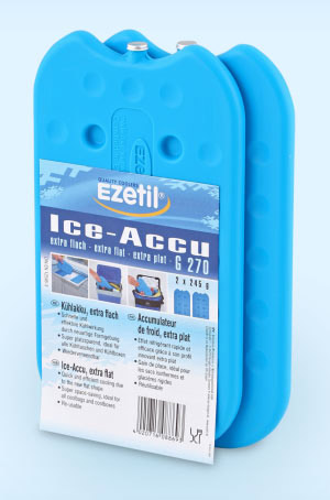 Аккумулятор холода Ezetil Ice Akku G 270, 2 х 245 г886939 Аккумулятор холода Ezetil Ice Akku G 270, 2 х 245 г886939Аккумулятор холода Ezetil Ice Akku G 270 применяют для охлаждения продуктов в термосумках и термоконтейнерах. Также аккумулятор холода необходим для стабилизации температур в низкотемпературных камерах, для увеличения времени безопасного хранения замороженных продуктов при аварийных отказах холодильника / морозильника. Преимущества аккумулятора холода: - Быстрое и эффективное охлаждение; - Новая сверхтонкая формула экономит место; - Идеально подходит для сумок-холодильников и контейнеров; - Многоразовое использование; - От -25 °C до +55 °C. Не подходит для мытья в посудомоечной машине. Содержимое пакета не токсично. Объем: 0,49 л. Размер аккумулятора: 21 см х 12 см х 1 см. Вес: 245 г. Количество: 2 шт.