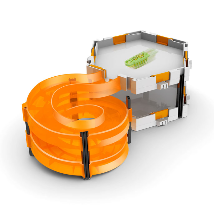 Игровой набор Hexbug Nano Spiral Starter Set 477-1641 Игровой набор Hexbug Nano Spiral Starter Set 477-1641Игровой набор Hexbug Nano Spiral Starter Set несомненно заинтересует вашего ребенка. Расширенный стартовый набор представляет из себя две площадки, расположенные на разных уровнях, которые соединены спиральной лестницей. Такой набор поможет вам увеличить площадь вашего нанодрома, так как он полностью совместим с остальными нанодромами. Вашим Nano-роботам будет еще интереснее передвигаться по новым трасам! С набором Hexbug Nano Spiral Starter Set вашим детям будет весело и увлекательно. Набор поможет развить мелкую моторику и воображение, не отрываясь от игрового процесса. Nano-жук работает от 1 батарейки типа AG13 (входит в комплект). Гарантия: 15 дней.
