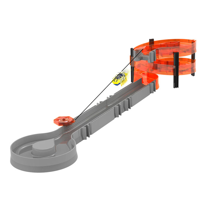 Игровой набор Hexbug Nano Zip Line Starter, 24 предмета477-2087 Игровой набор Hexbug Nano Zip Line Starter, 24 предмета477-2087Новый нанодром Hexbug Nano Zip Line Starter — это набор с канатной дорогой для более интересных и разнообразных путешествий нано-роботов. Теперь жукам не обязательно преодолевать долгий путь сверху вниз по спиральным элементам, а можно быстро и весело спуститься по канатной дорожке и продолжить дальше свой путь. В игре с таким набором можно придумать еще больше сюжетов: нано-спасатель или нано-альпинист? Может кому-то нужна срочная помощь и требуется немедленно прибыть на место? Теперь это не проблема — стоит только протянуть канатную дорогу до нужной местности и спасатель прибудет туда практически мгновенно! В комплектацию набора входят прямые, спиральные элементы, разворотная площадка, канатная дорога с креплением, микро-робот редкого цвета и рюкзаки, которые можно одеть на любого микро-робота Hexbug Nano. Так что можно играть даже с целыми командами быстрого реагирования! Само же устройство канатной дороги крайне простое: на верхние...